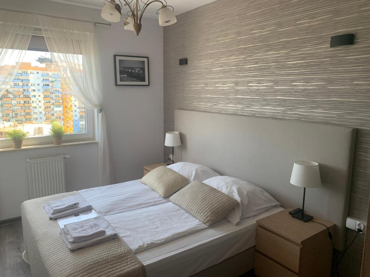 Irs Royal Apartments Apartamenty Irs Aviator Danzica Esterno foto
