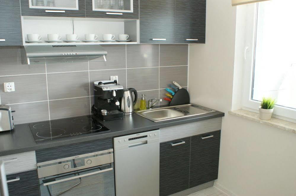Irs Royal Apartments Apartamenty Irs Aviator Danzica Esterno foto