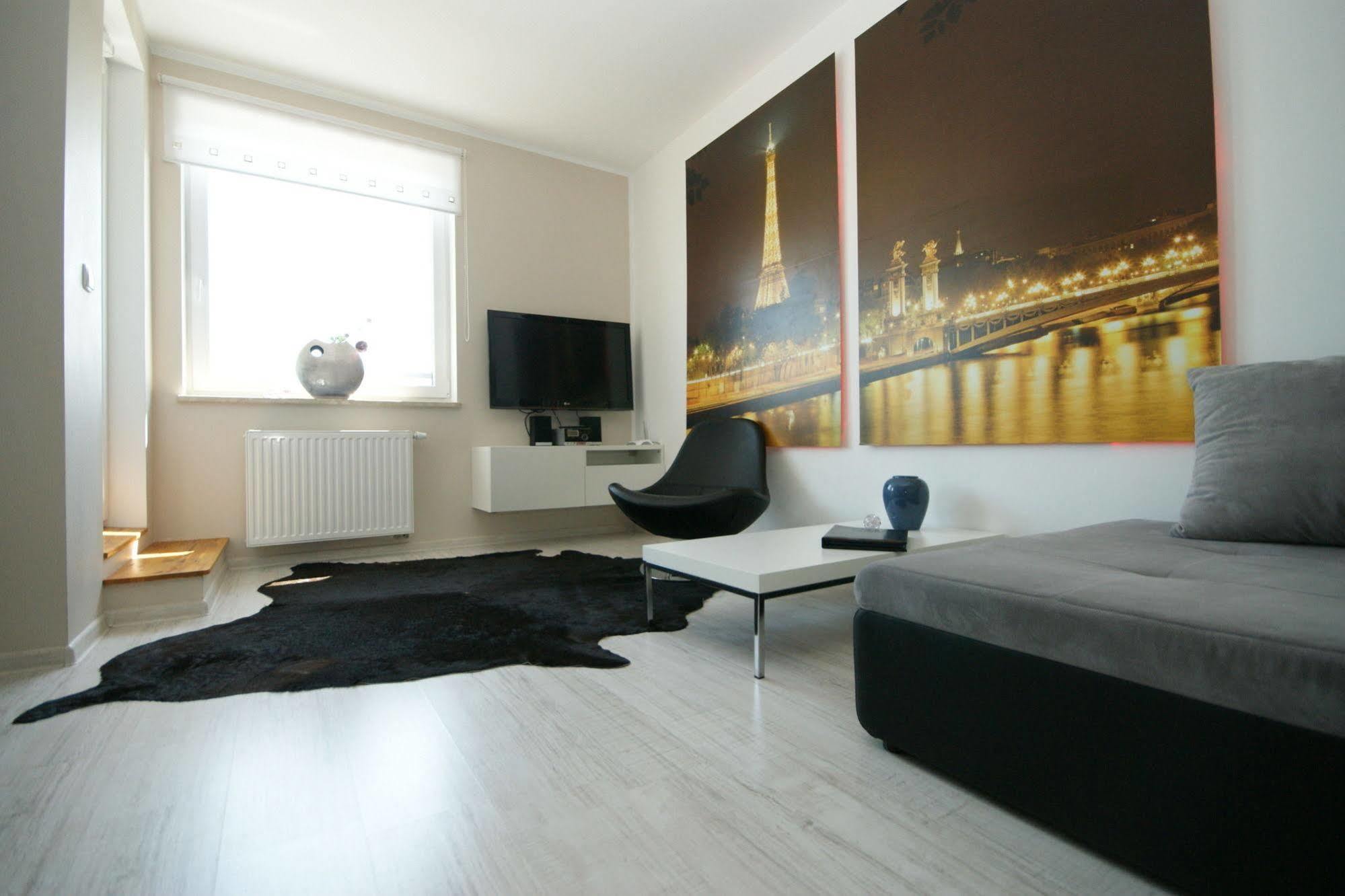 Irs Royal Apartments Apartamenty Irs Aviator Danzica Esterno foto