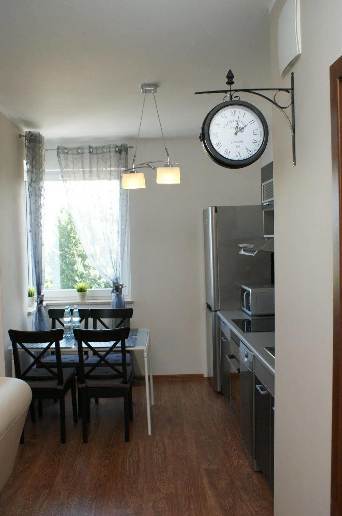 Irs Royal Apartments Apartamenty Irs Aviator Danzica Esterno foto