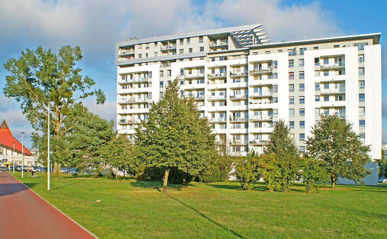 Irs Royal Apartments Apartamenty Irs Aviator Danzica Esterno foto