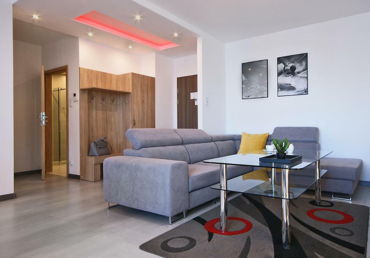 Irs Royal Apartments Apartamenty Irs Aviator Danzica Esterno foto